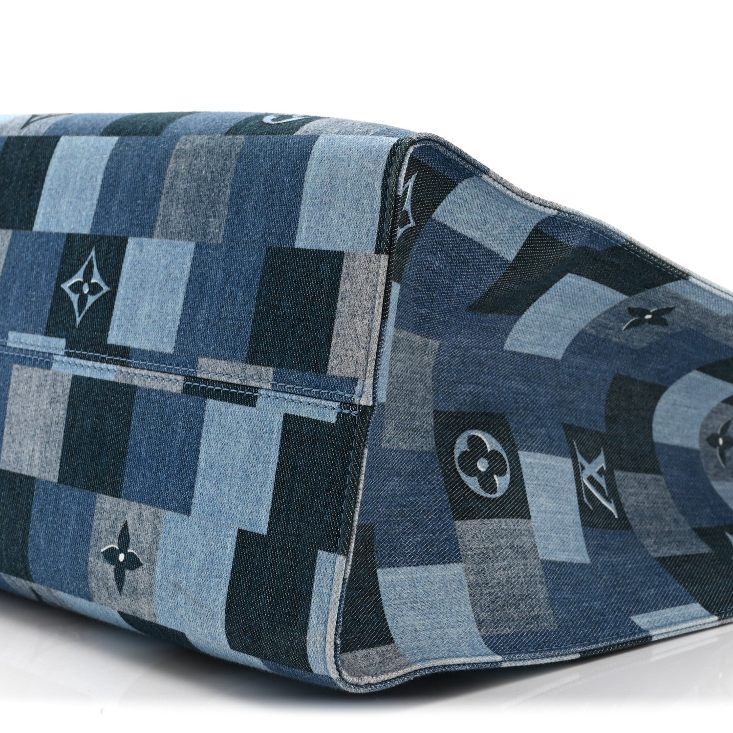 Louis Vuitton Denim Damier Monogram Onthego Blue Rouge 10 of 10