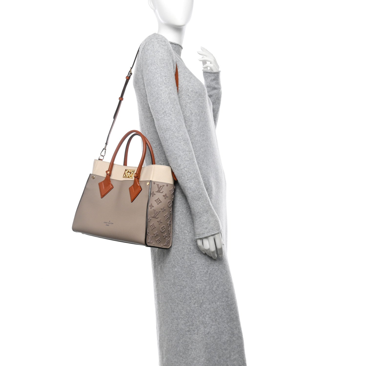 Louis Vuitton Calfskin Monogram Tufting On My Side Galet 2 of 9