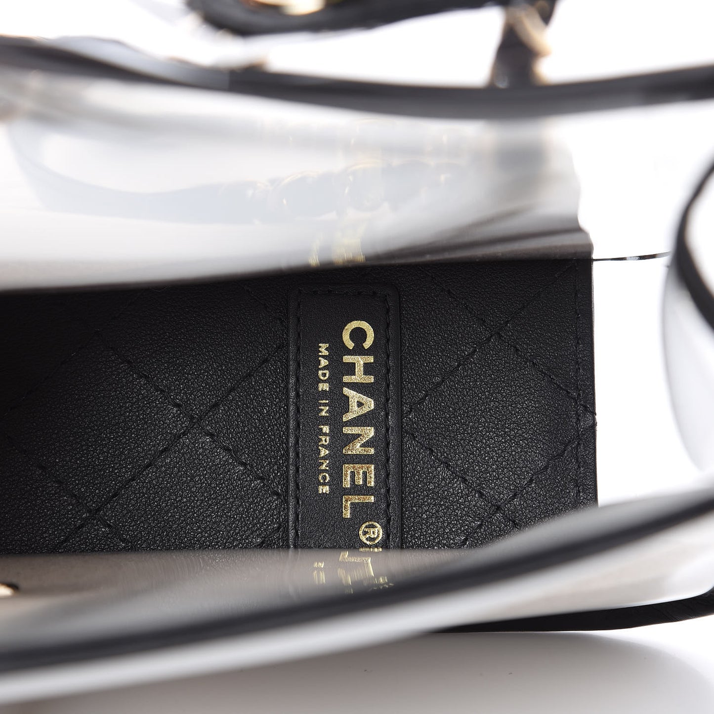 Lambskin PVC Medium Coco Sand Flap Black
