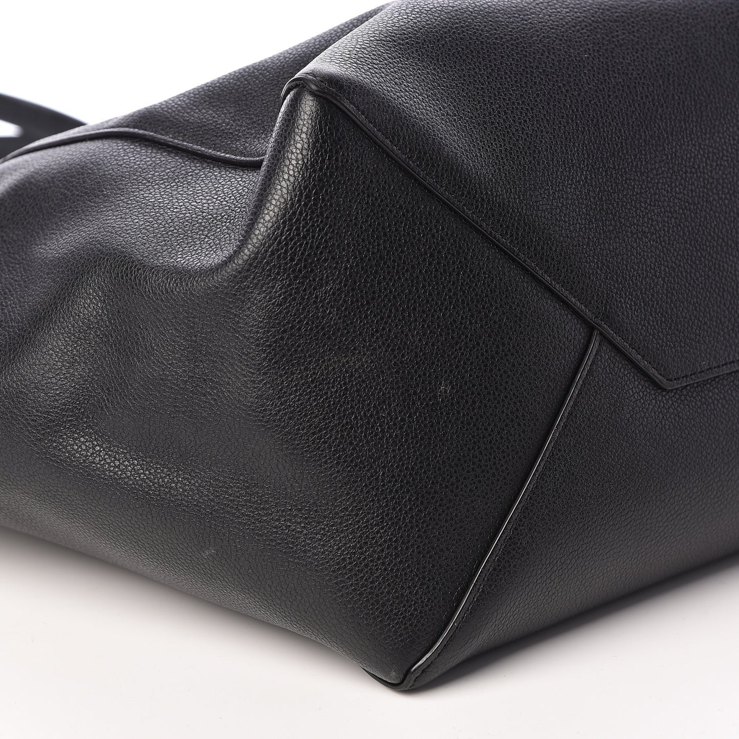 Soft Grained Calfskin Small Belt Cabas Phantom Black