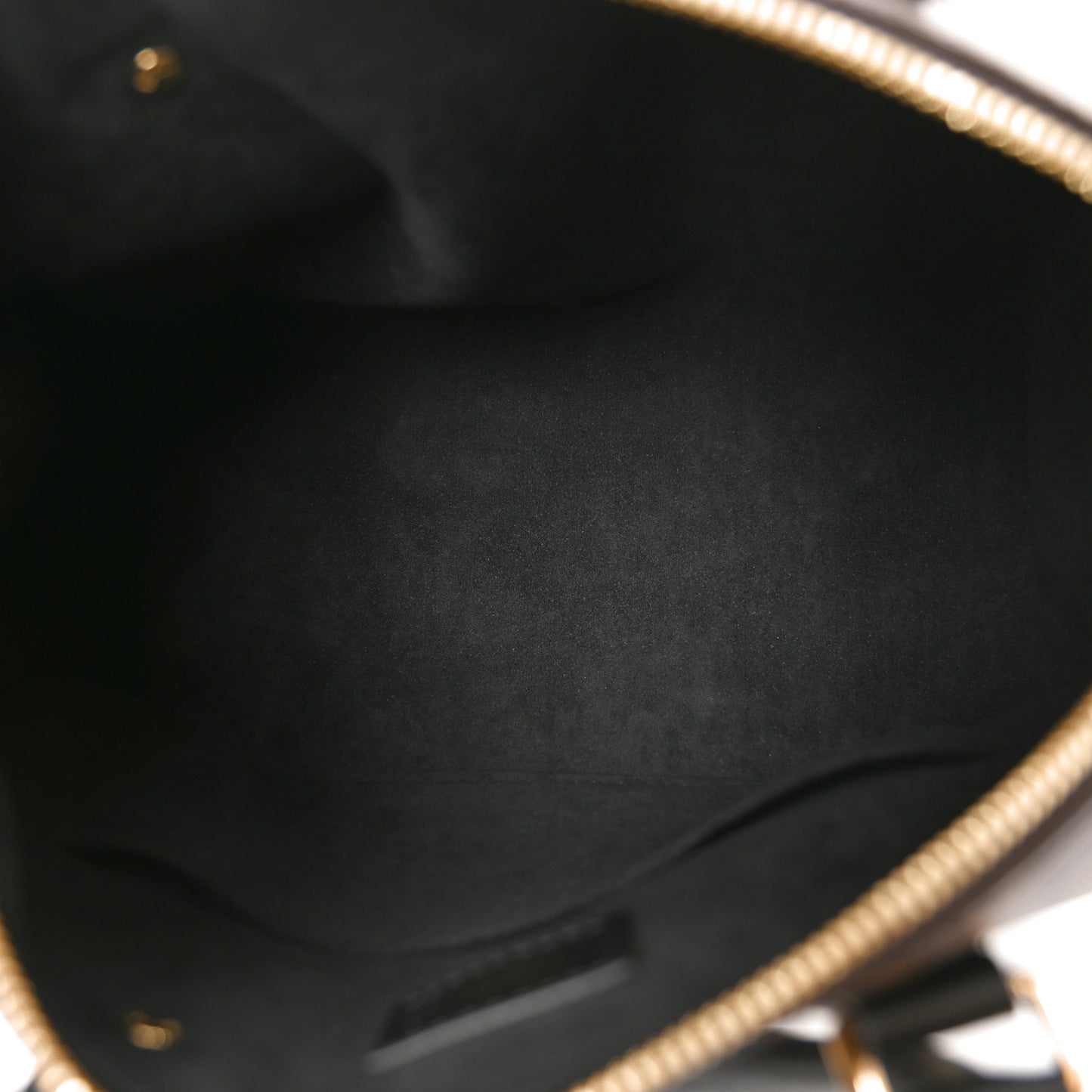 Reverse Monogram Speedy Trunk 25