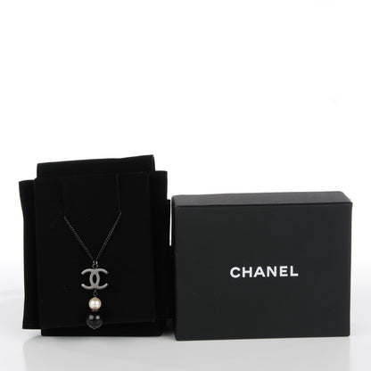 Chanel Resin CC Pearl Drop Necklace Ruthenium Black 5 of 5