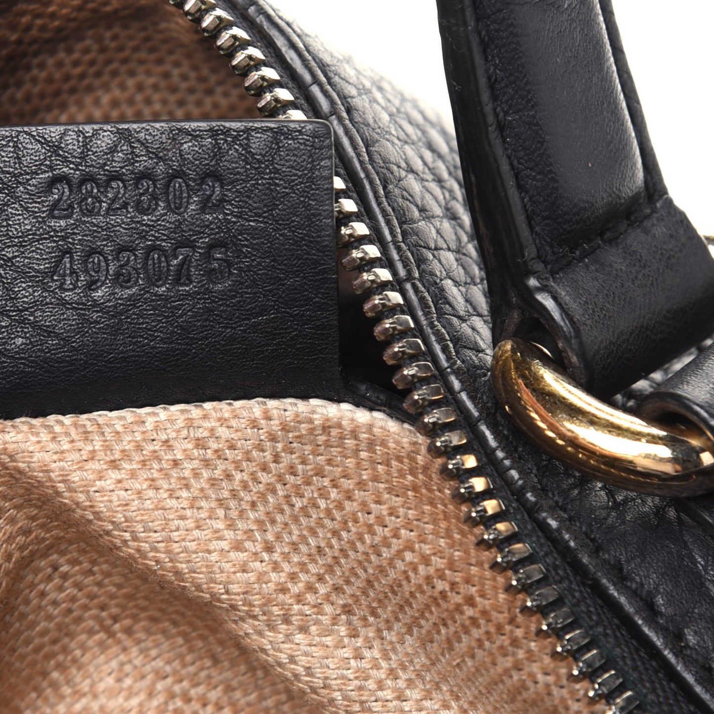 Pebbled Calfskin Medium Soho Boston Black