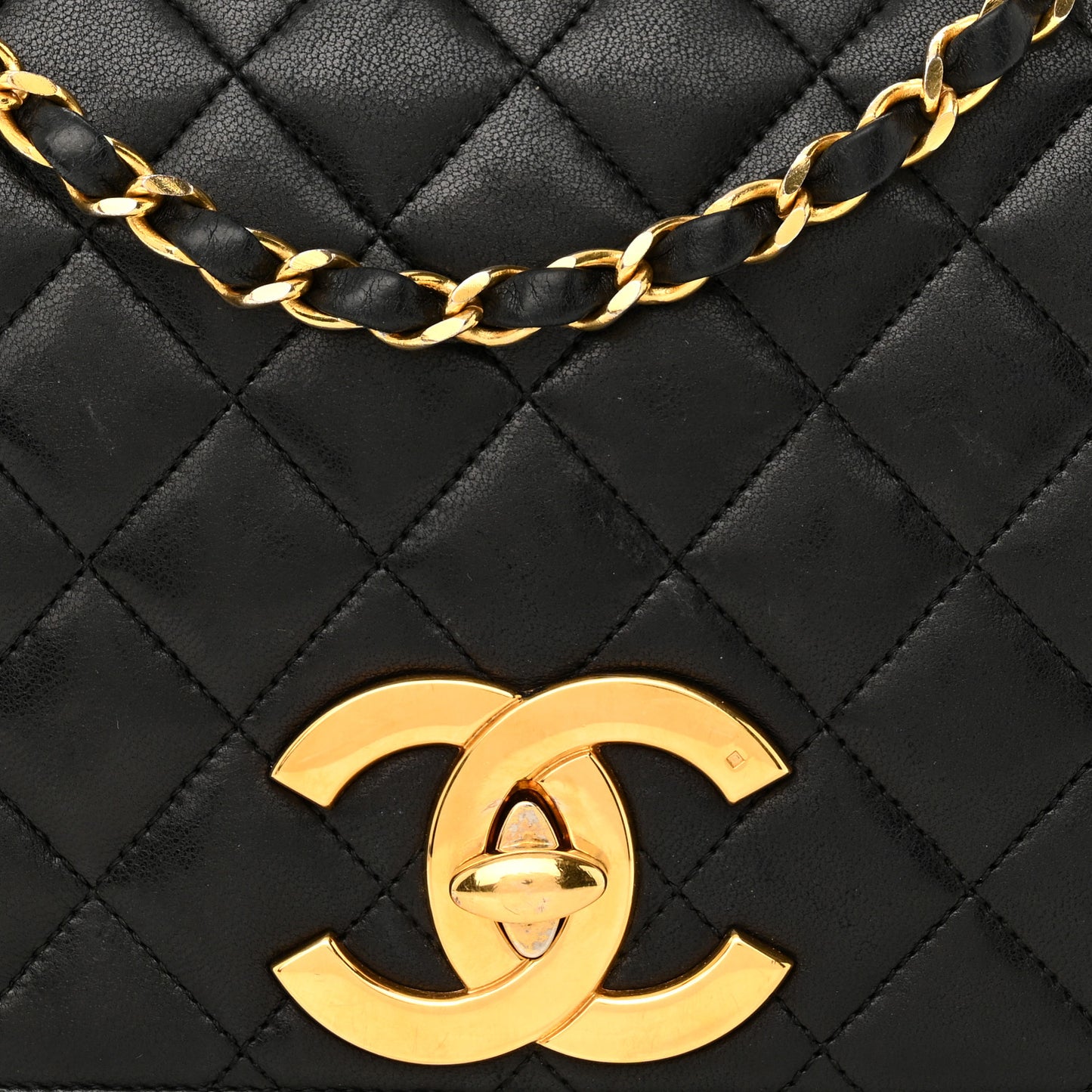 Lambskin Quilted XL CC Small Single Flap Black