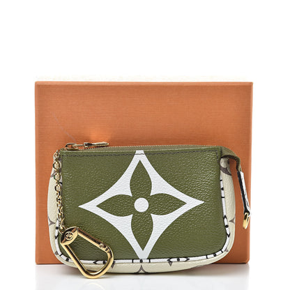 Louis Vuitton Monogram Giant Micro Pochette Accessories Kaki White 8 of 8