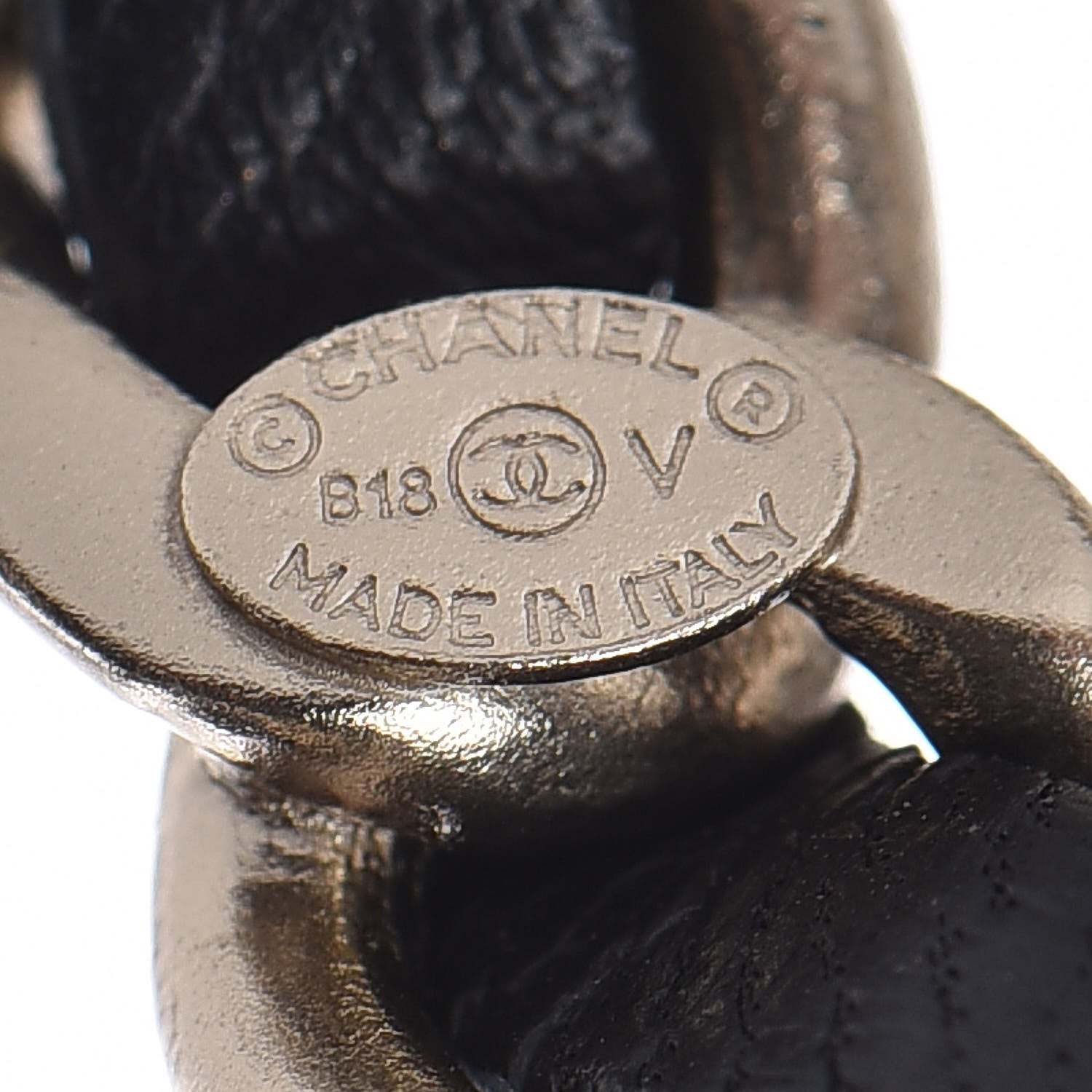 Chanel Lambskin Chain CC Brooch Black Gold 3 of 6