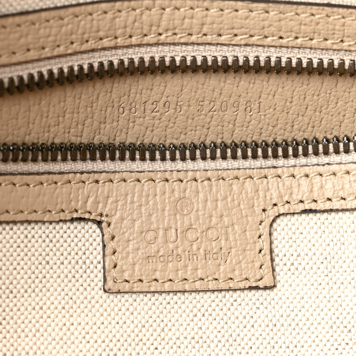 Gucci GG Supreme Monogram Textured Dollar Calfskin Web Medium Savoy Duffle Bag Beige Mystic White Oatmeal 5 of 8