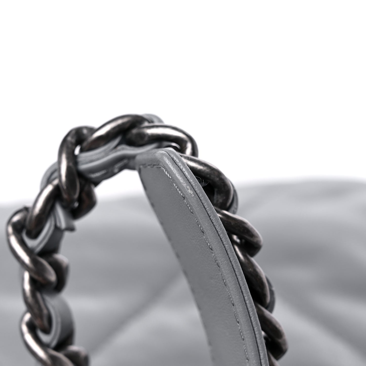 Lambskin Quilted Medium Chanel 19 Flap Grey