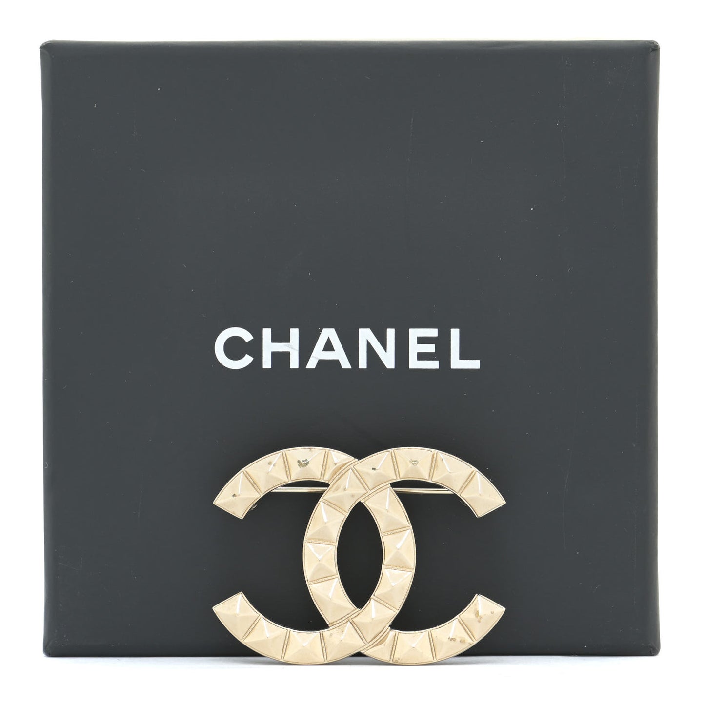 Studded CC Pin Brooch Gold