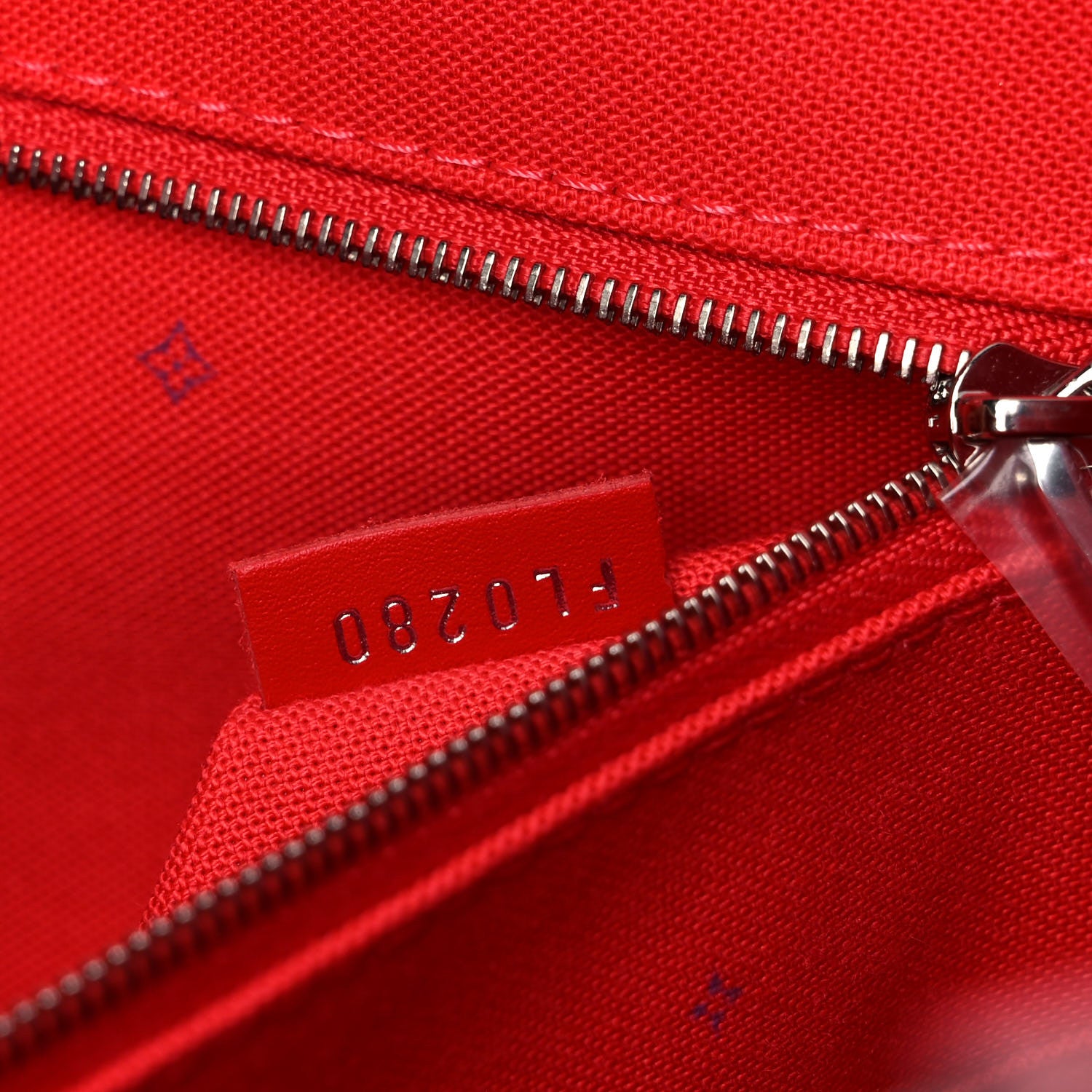 Louis Vuitton Monogram Escale Onthego GM Rouge 7 of 11