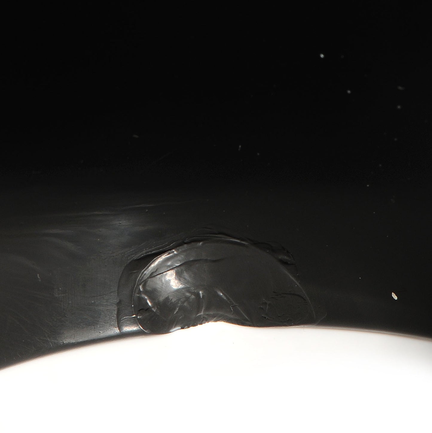 Resin Laser Etched Floral Bangle Black Cream