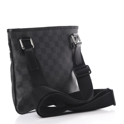 Louis Vuitton Damier Graphite Thomas 2 of 10