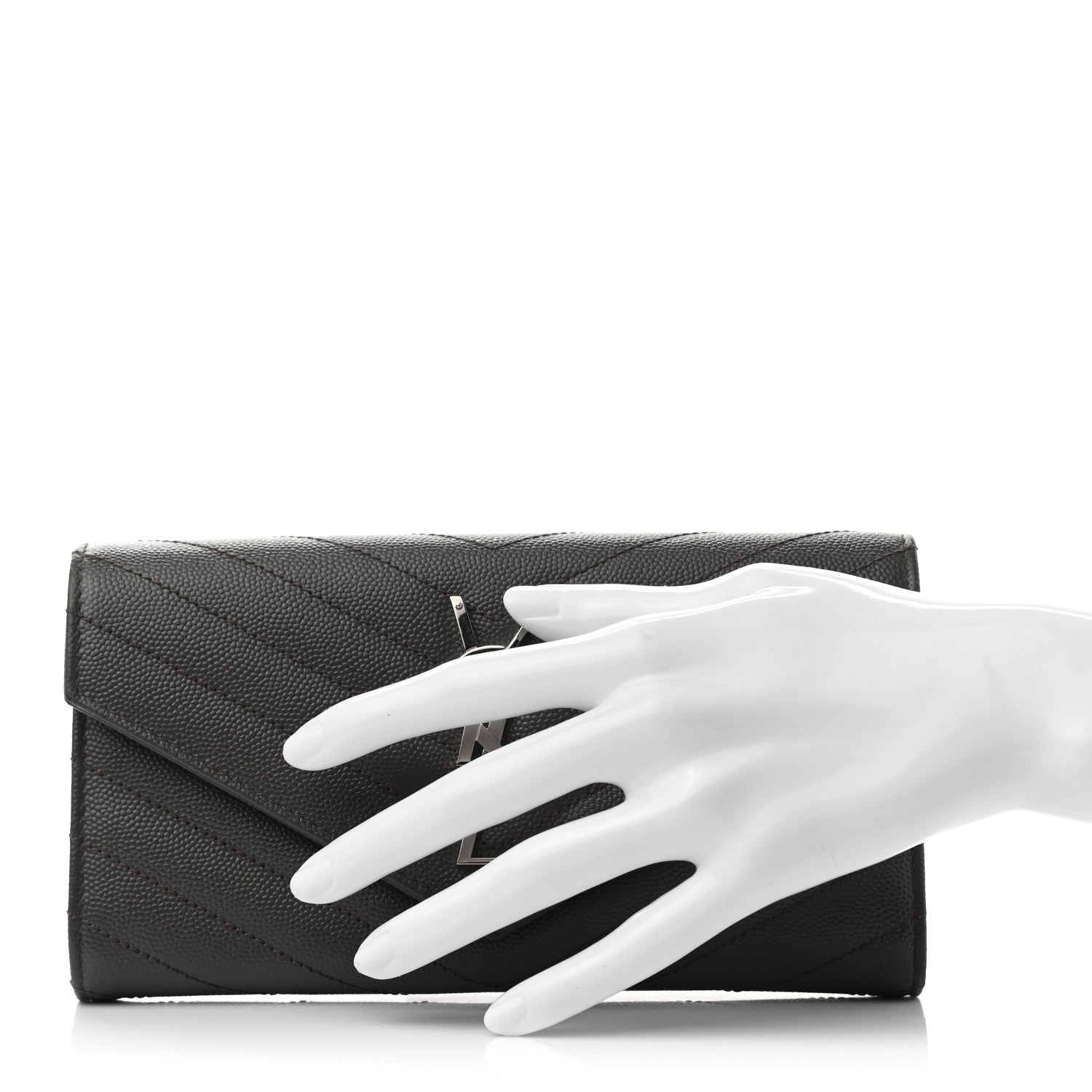 Saint Laurent Grain De Poudre Matelasse Chevron Monogram Flap Wallet Pebble 2 of 7