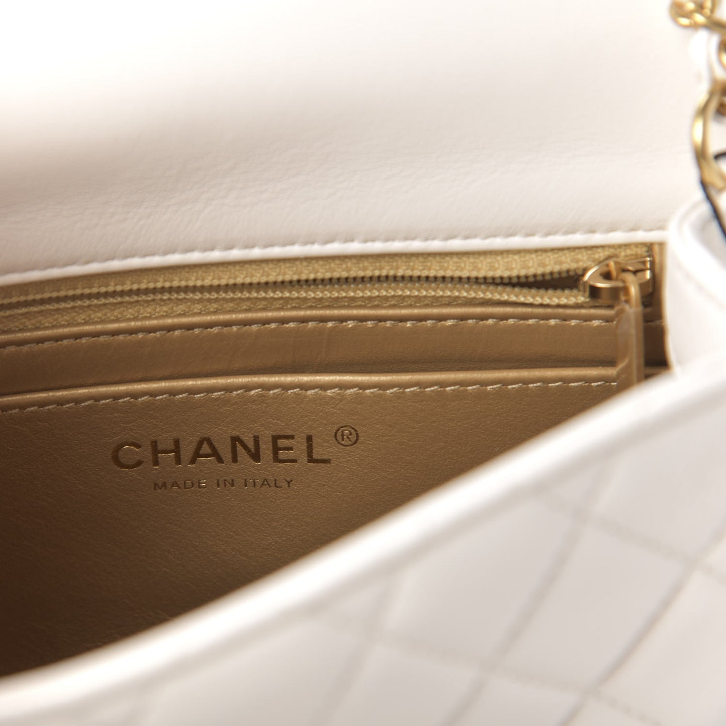 Lambskin Quilted Mini Pearl Crush Flap White