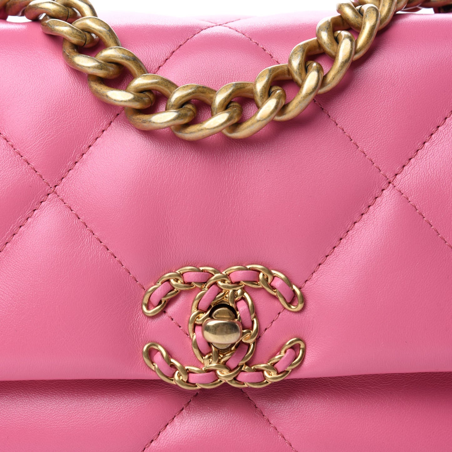 Lambskin Quilted Medium Chanel 19 Flap Pink