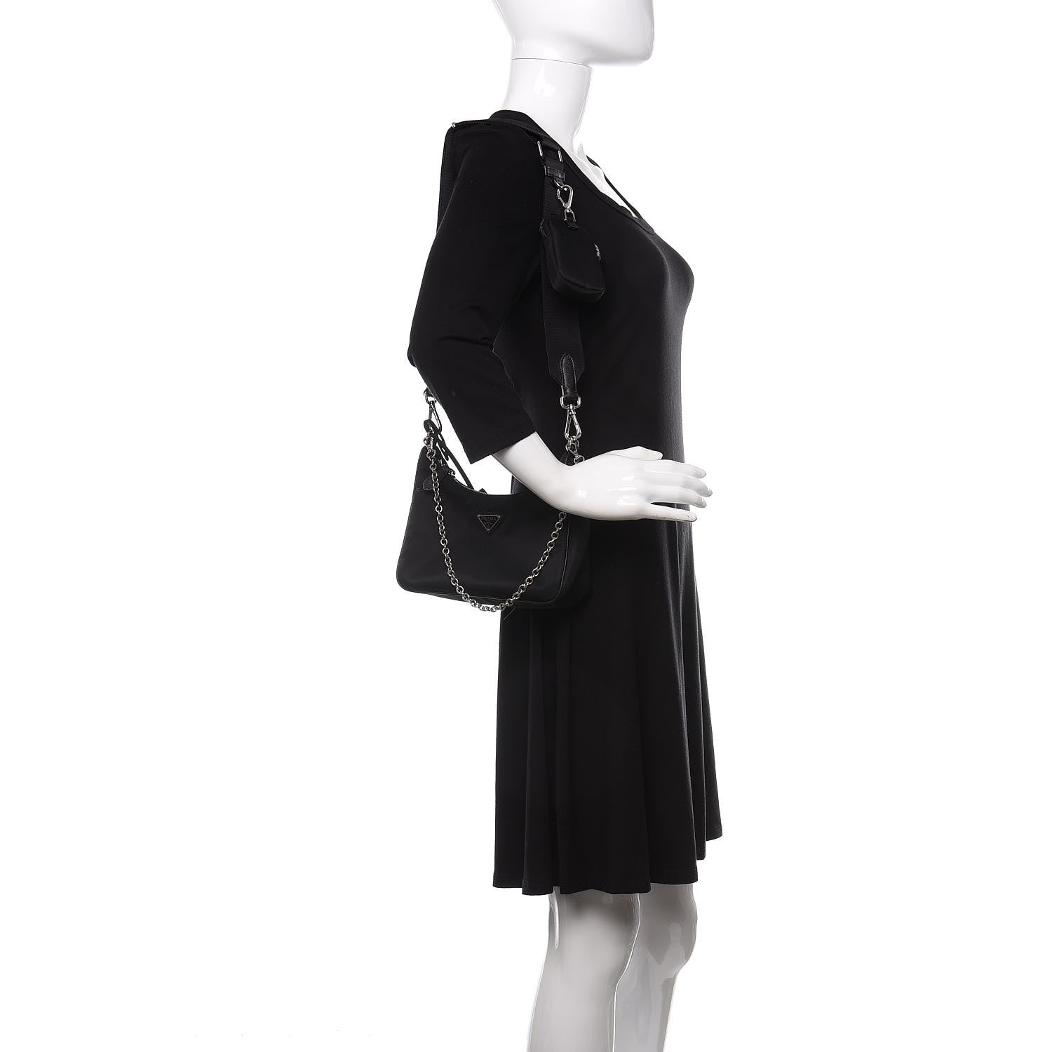 Prada Nylon Re-Edition 2005 Shoulder Bag Black 2 of 11