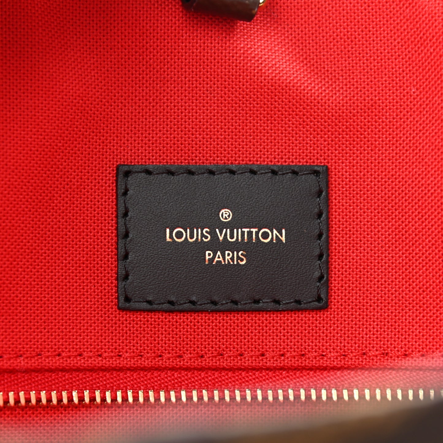 Reverse Monogram Giant Onthego MM