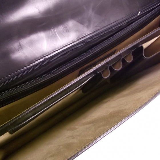 SALVATOREFERRAGAMOLeatherBriefcase