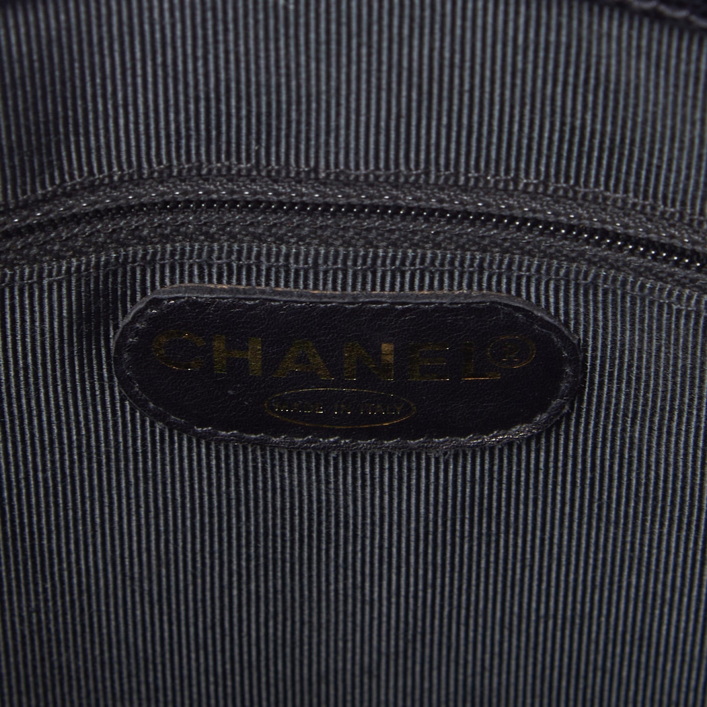 Caviar CC Shoulder Bag Black