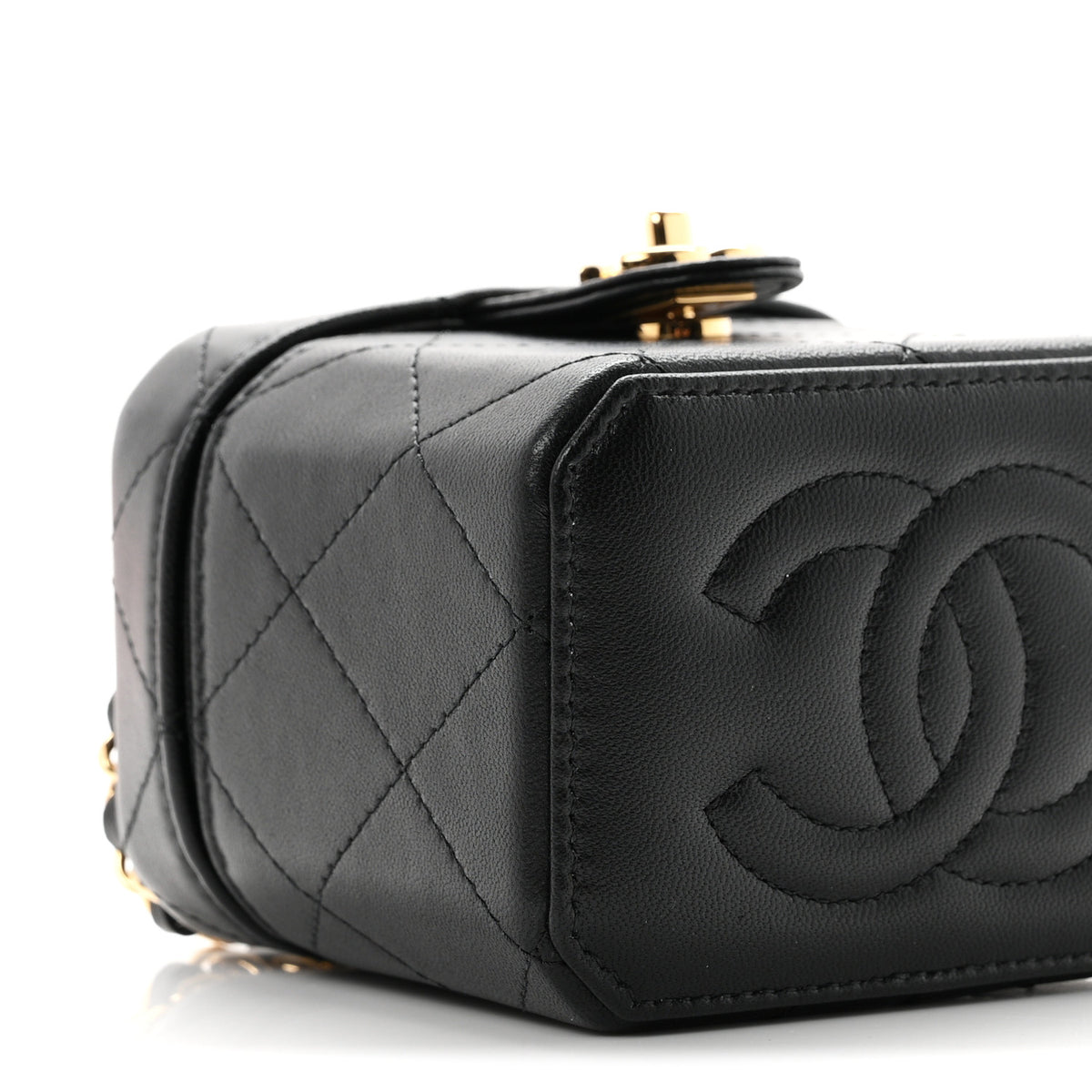 Lambskin Quilted Vanity Clutch With Chain Black