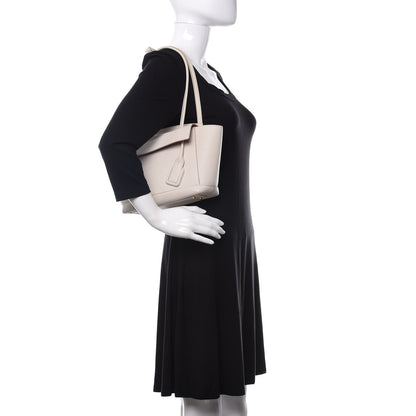 Bottega Veneta Grainy Calfskin Small Arco Plaster 2 of 10