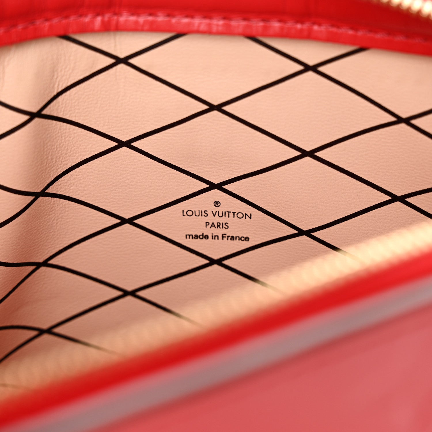 Louis Vuitton Vernis Trunk Clutch Cherry 6 of 11