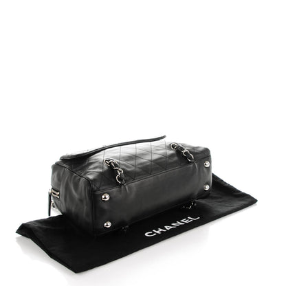 Chanel Lambskin Quilted Medium Chain Around Tote Black 4 of 7