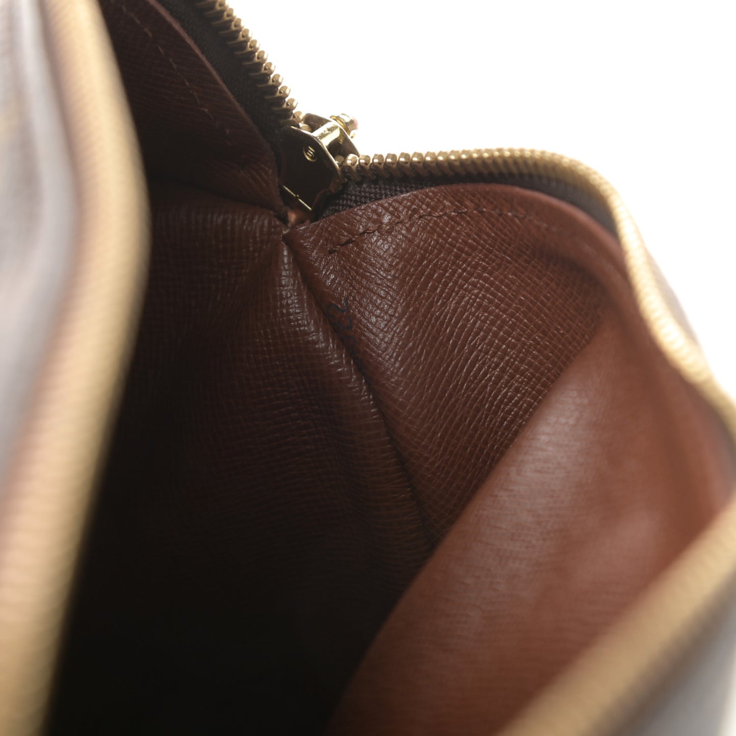 Monogram Papillon 30