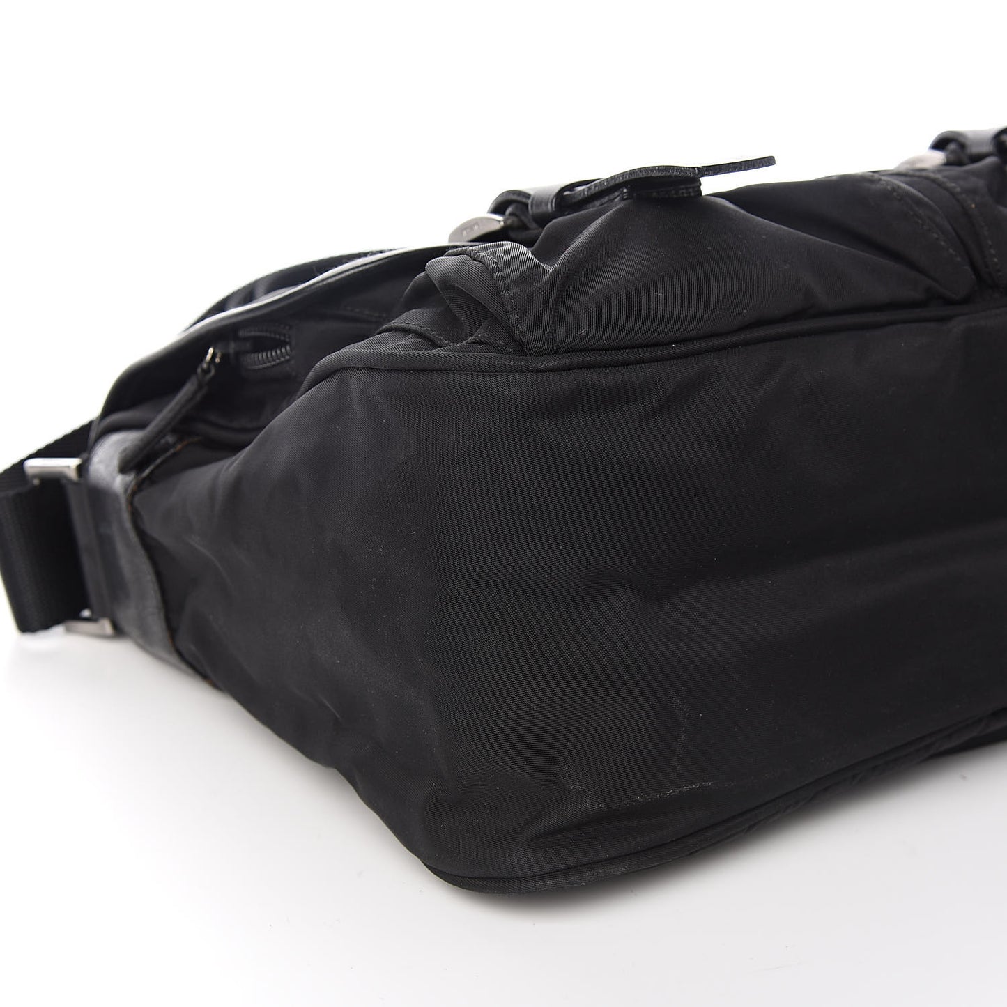 Nylon Vela Messenger Bag Black