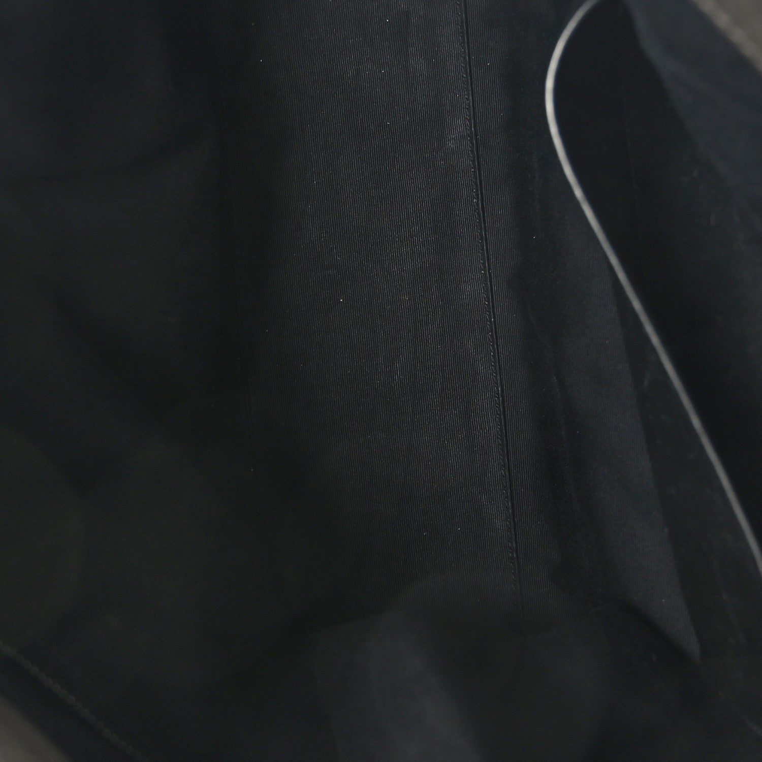 Saint Laurent Crinkled Calfskin Matelasse Monogram Niki Shoulder Bag Storm 5 of 9