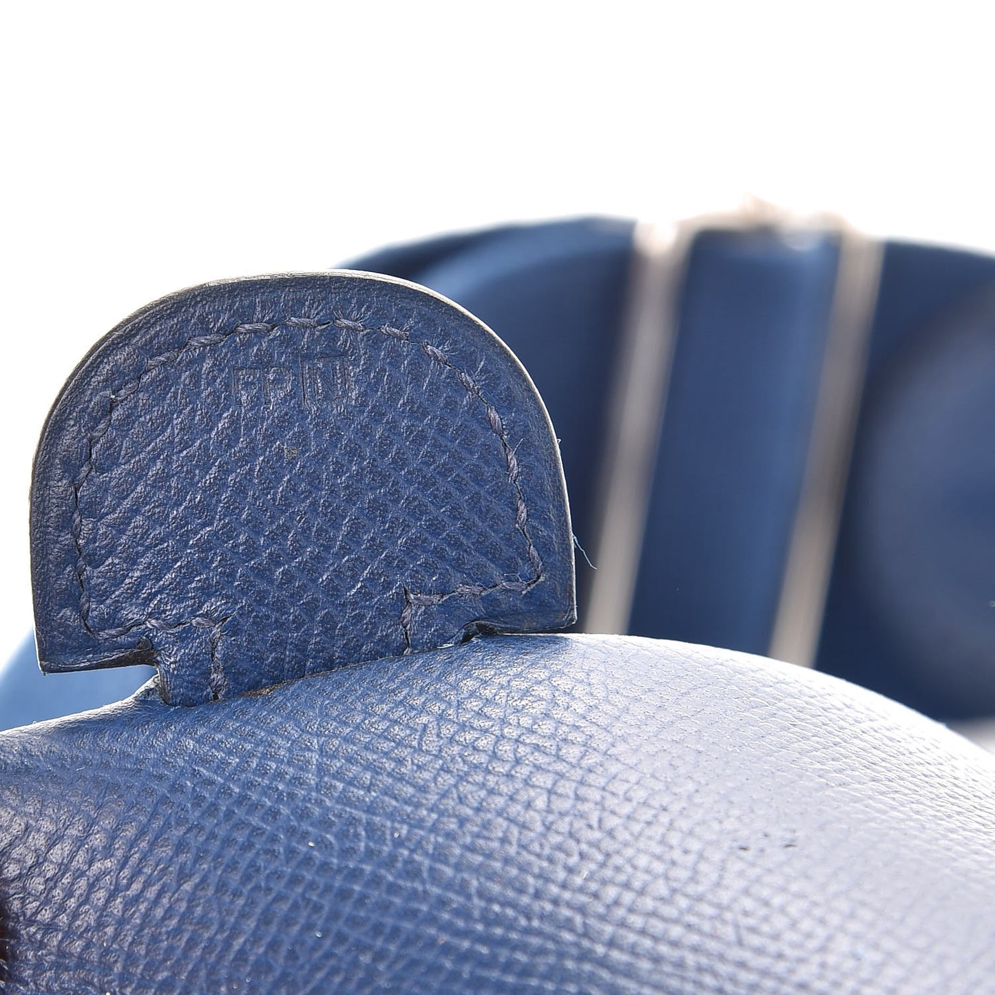 Epsom Evelyne III GM Bleu Saphir