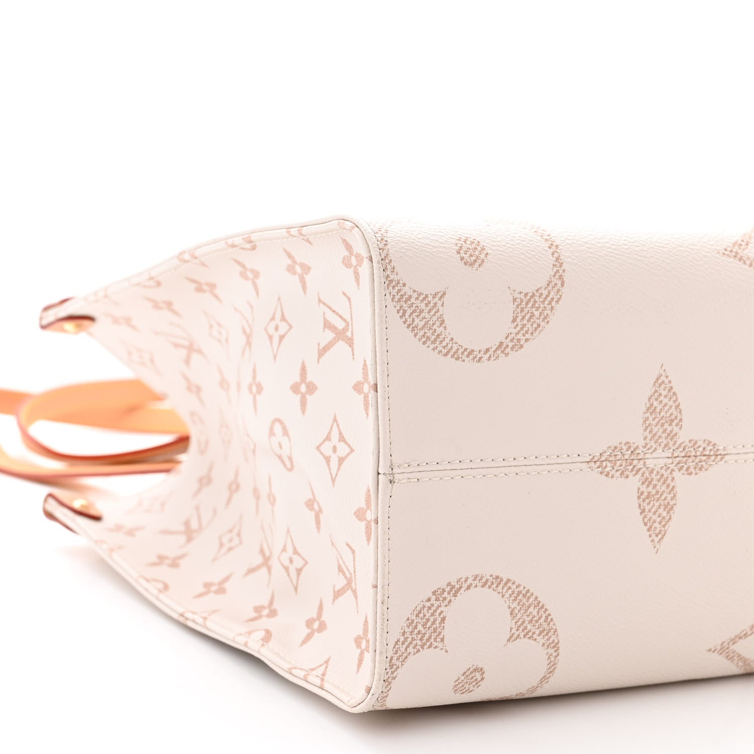 Louis Vuitton Monogram Dune Giant Onthego MM 8 of 9