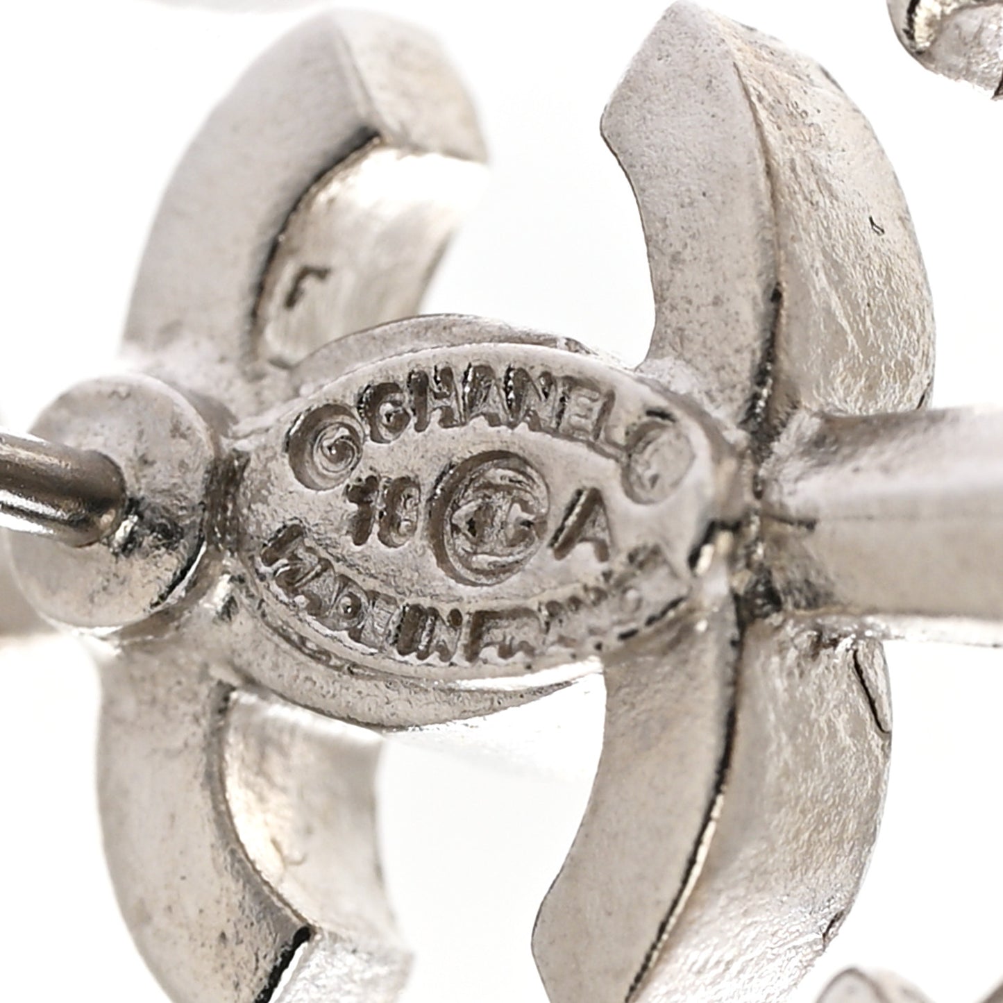 Metal Anchor CC Earrings Silver