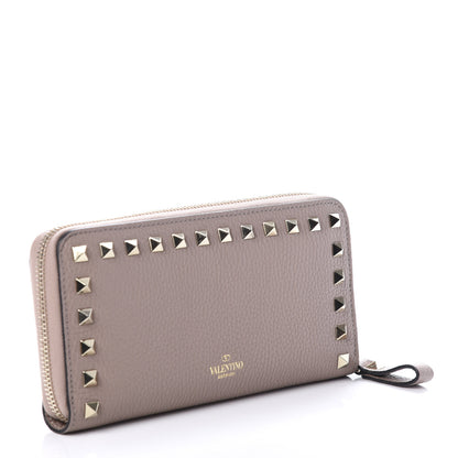 Valentino Garavani Grained Calfskin Rockstud Zip Around Wallet Poudre 3 of 6