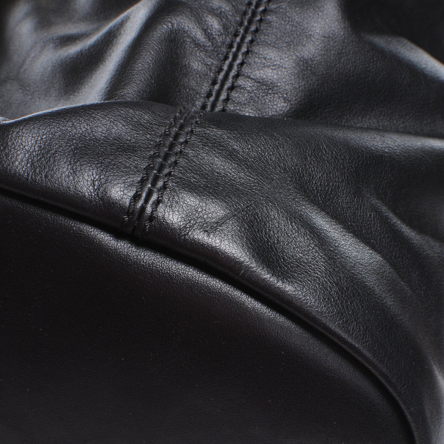 Lambskin Large Nightingale Black