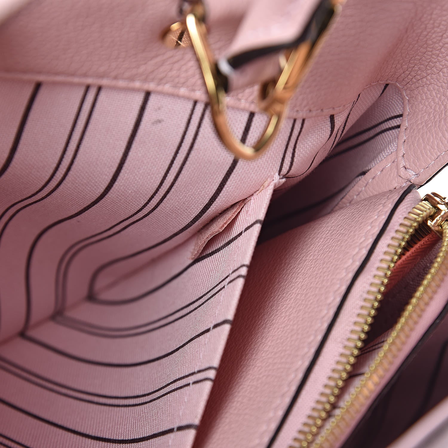 Louis Vuitton Empreinte Montaigne MM Rose Ballerine 7 of 12