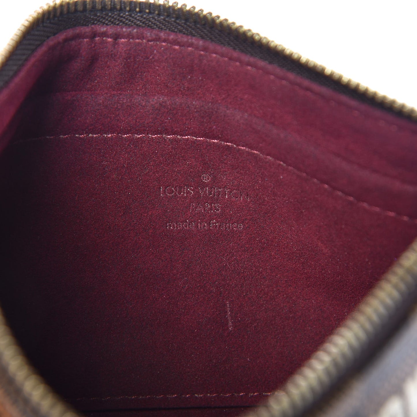 Damier Ebene Milla MM Trunk Pochette
