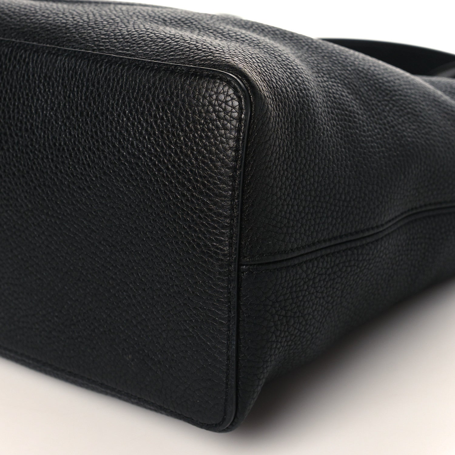Gucci Pebbled Calfskin Large Soho Hobo Black 9 of 9