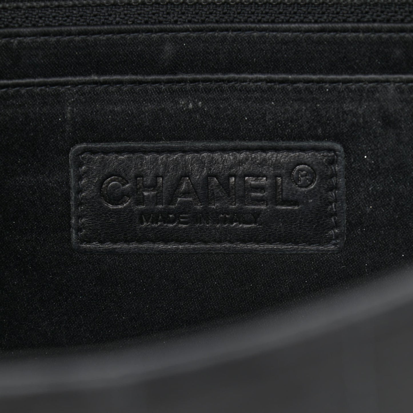 Nylon Medium Travel Flap Black
