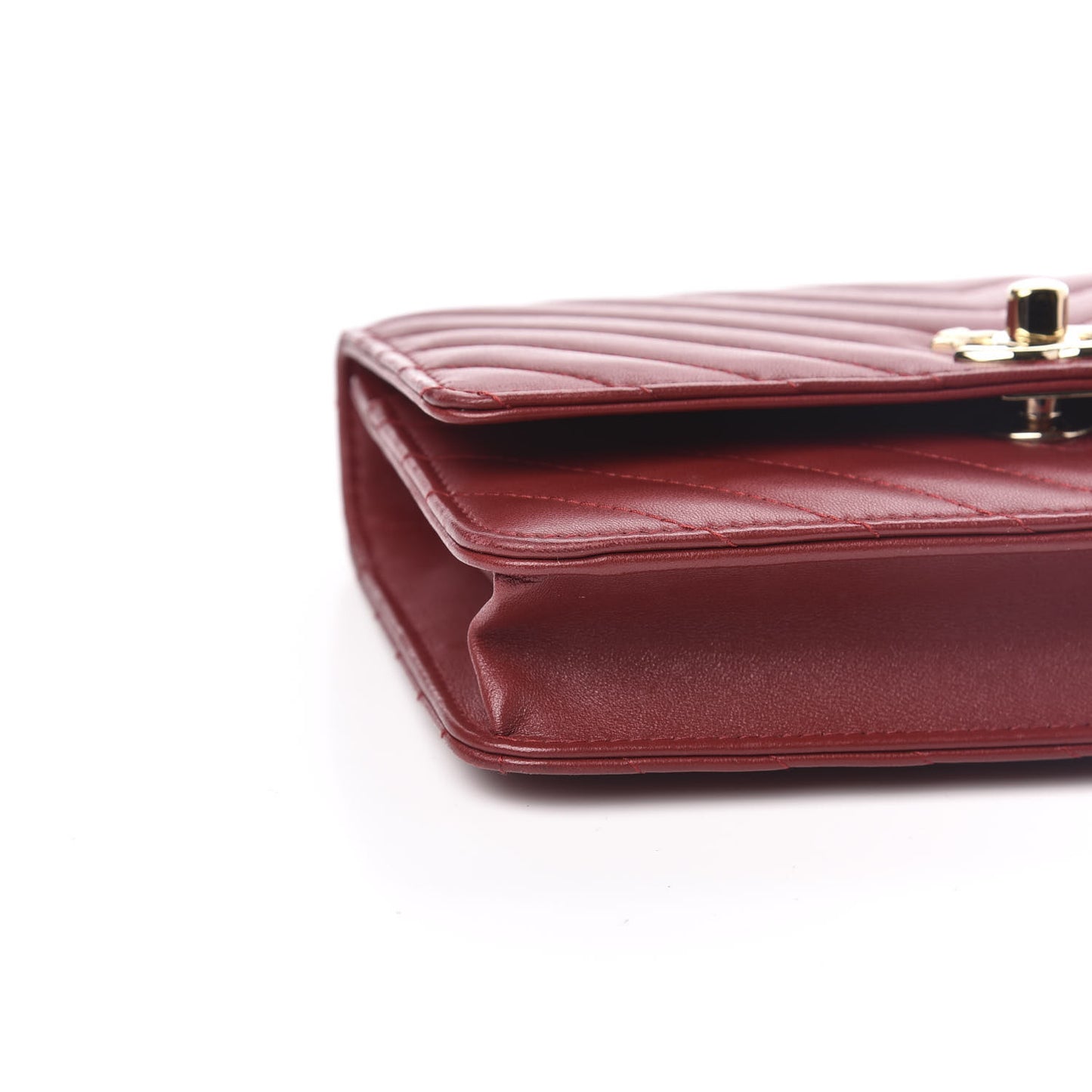 Lambskin Chevron Quilted Tendy CC Wallet On Chain WOC Dark Red