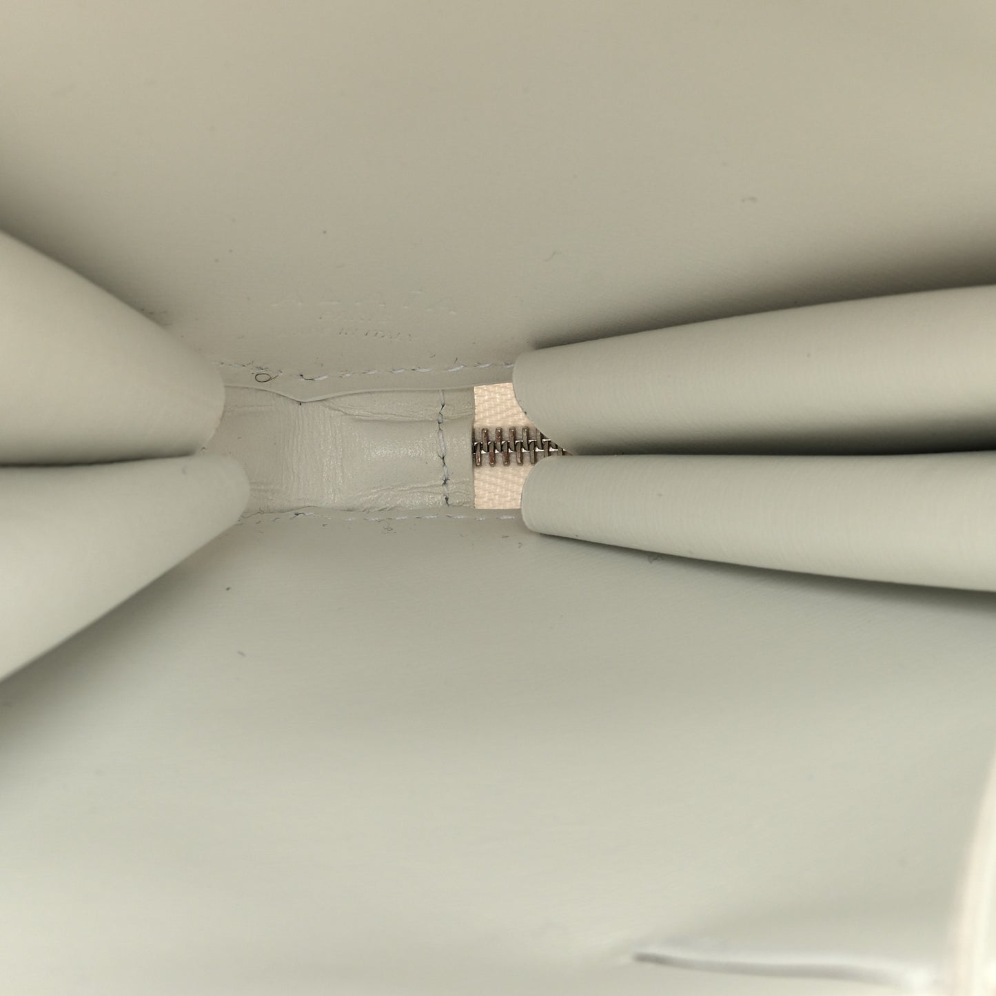 Calfskin Le Coeur Bag Optic White