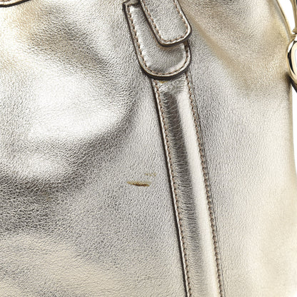 Gucci Metallic Calfskin Medium Britt Tote Platinum 11 of 13