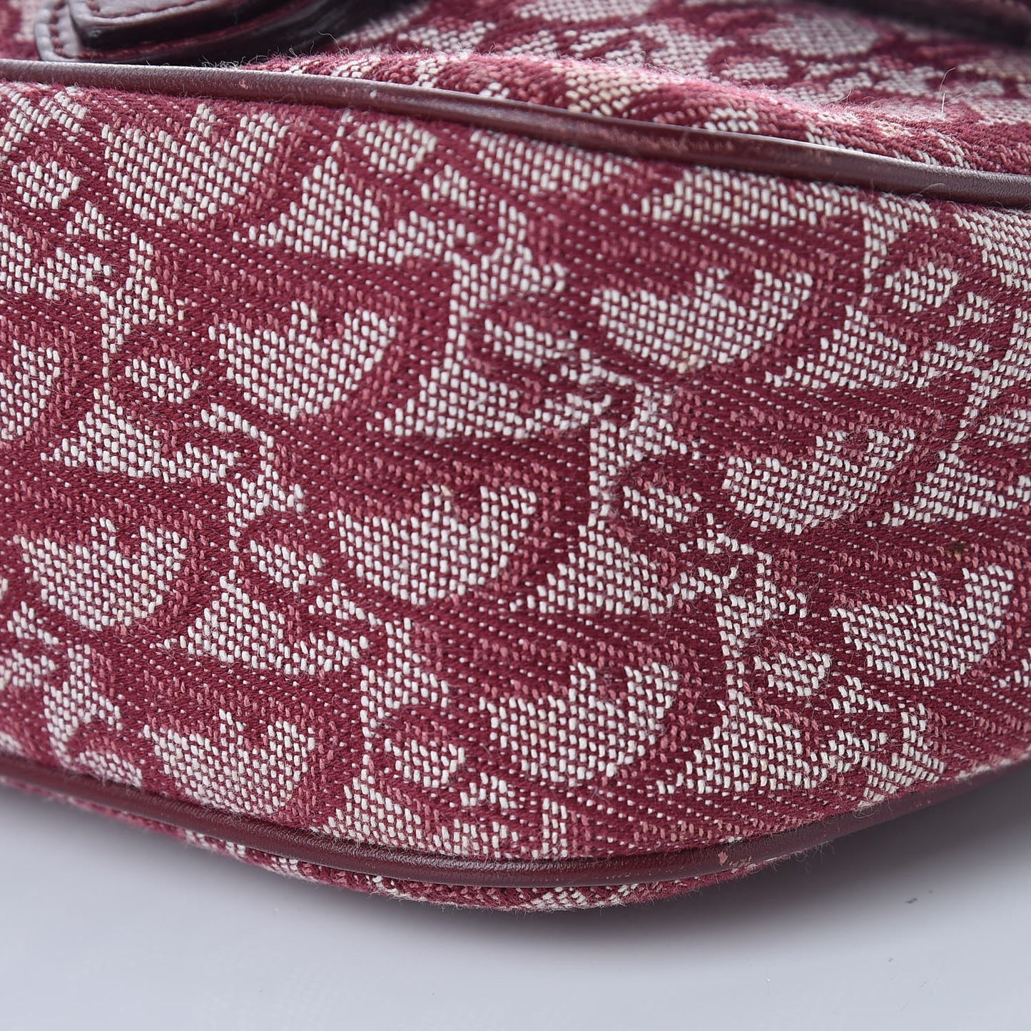 Monogram Messenger Bordeaux