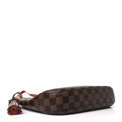 Louis Vuitton Damier Ebene South Bank Besace 4 of 10