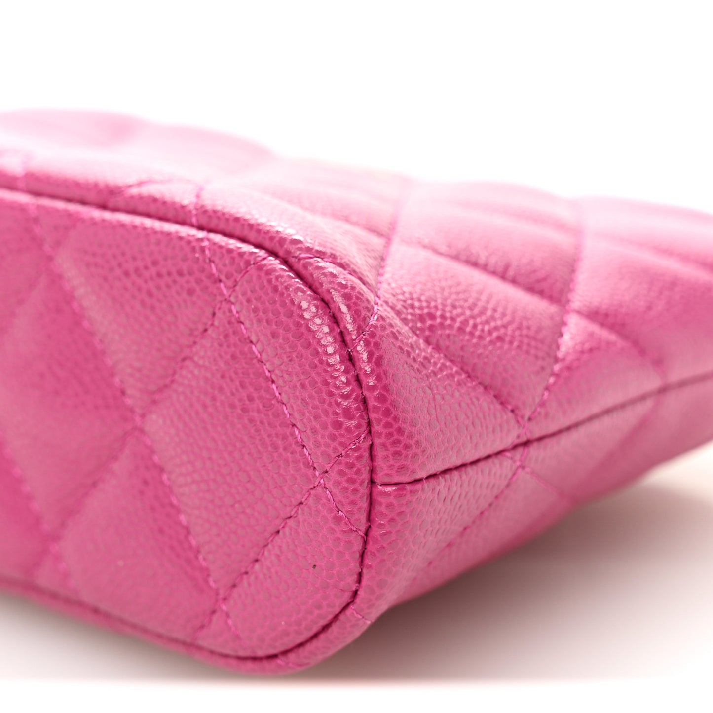 Caviar Quilted Classic Clutch With Chain Fuchsia
