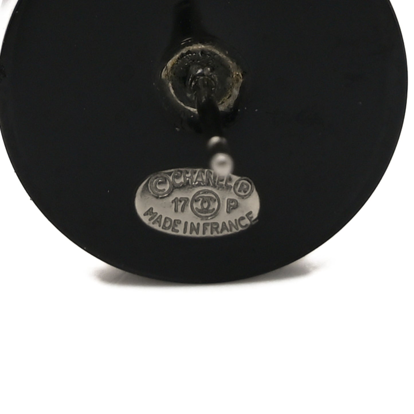 Resin CC Round Earrings White Black