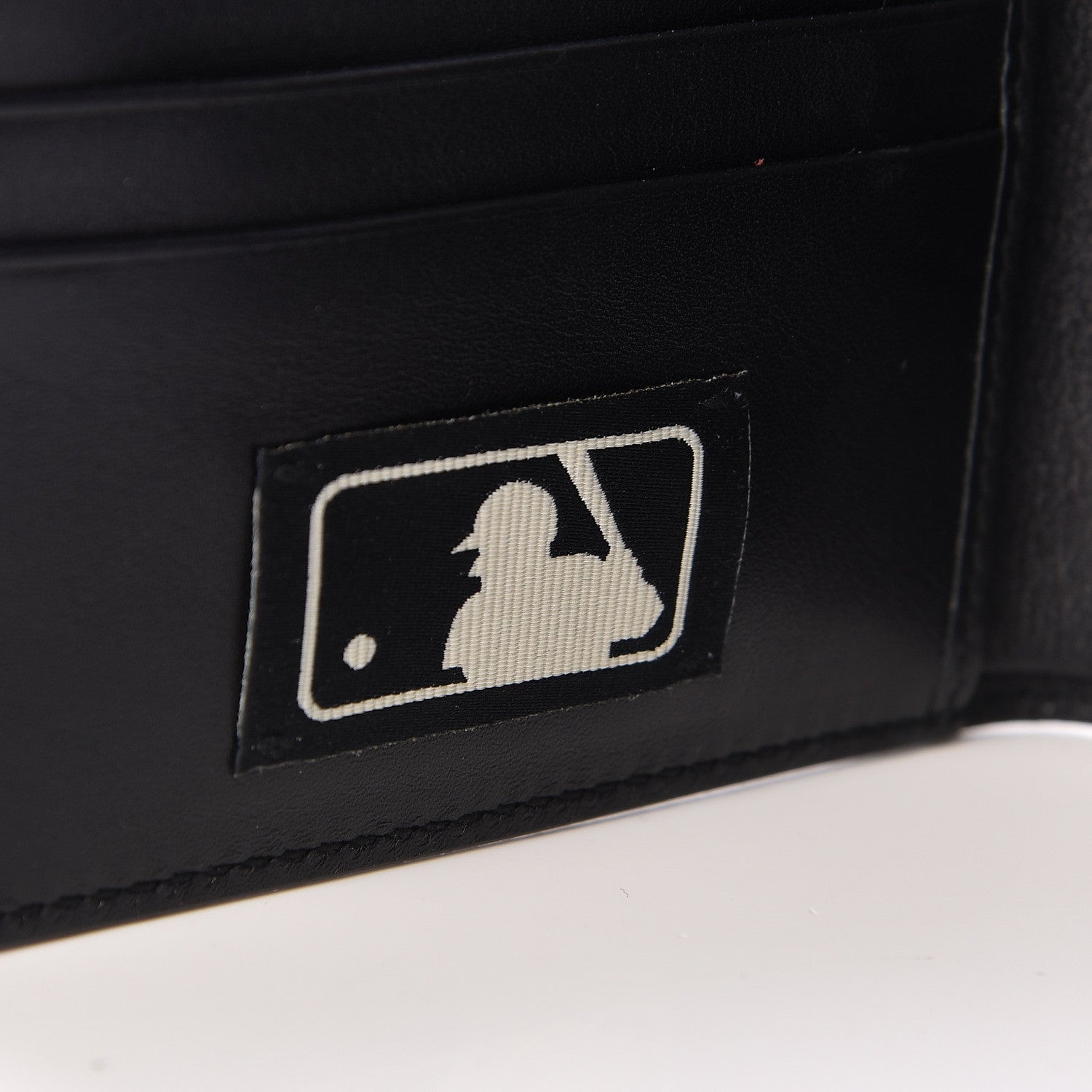 Gucci X MLB Guccissima LA Dodgers Embroidered Bi-Fold Wallet Black Green 8 of 9
