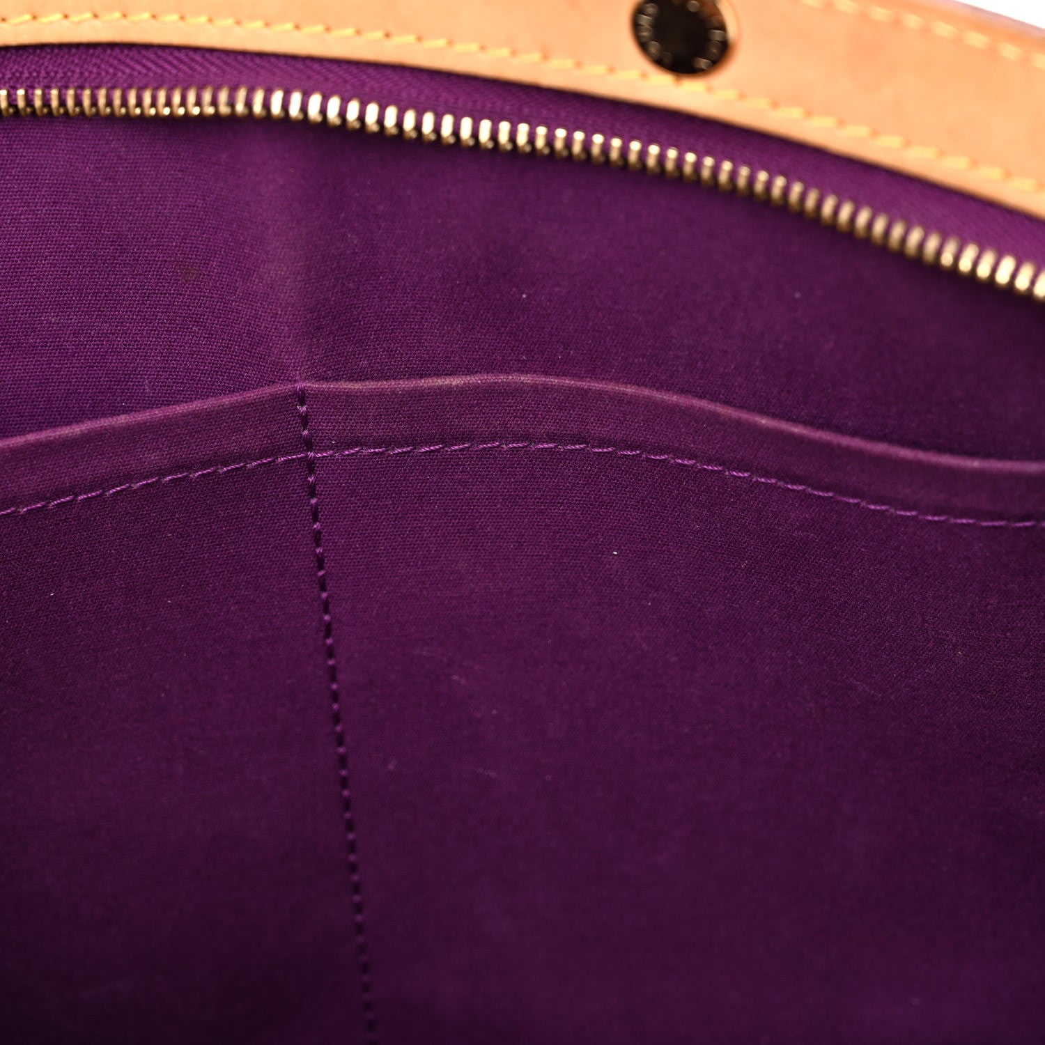 Louis Vuitton Vernis Brea MM Amethyste 16 of 29