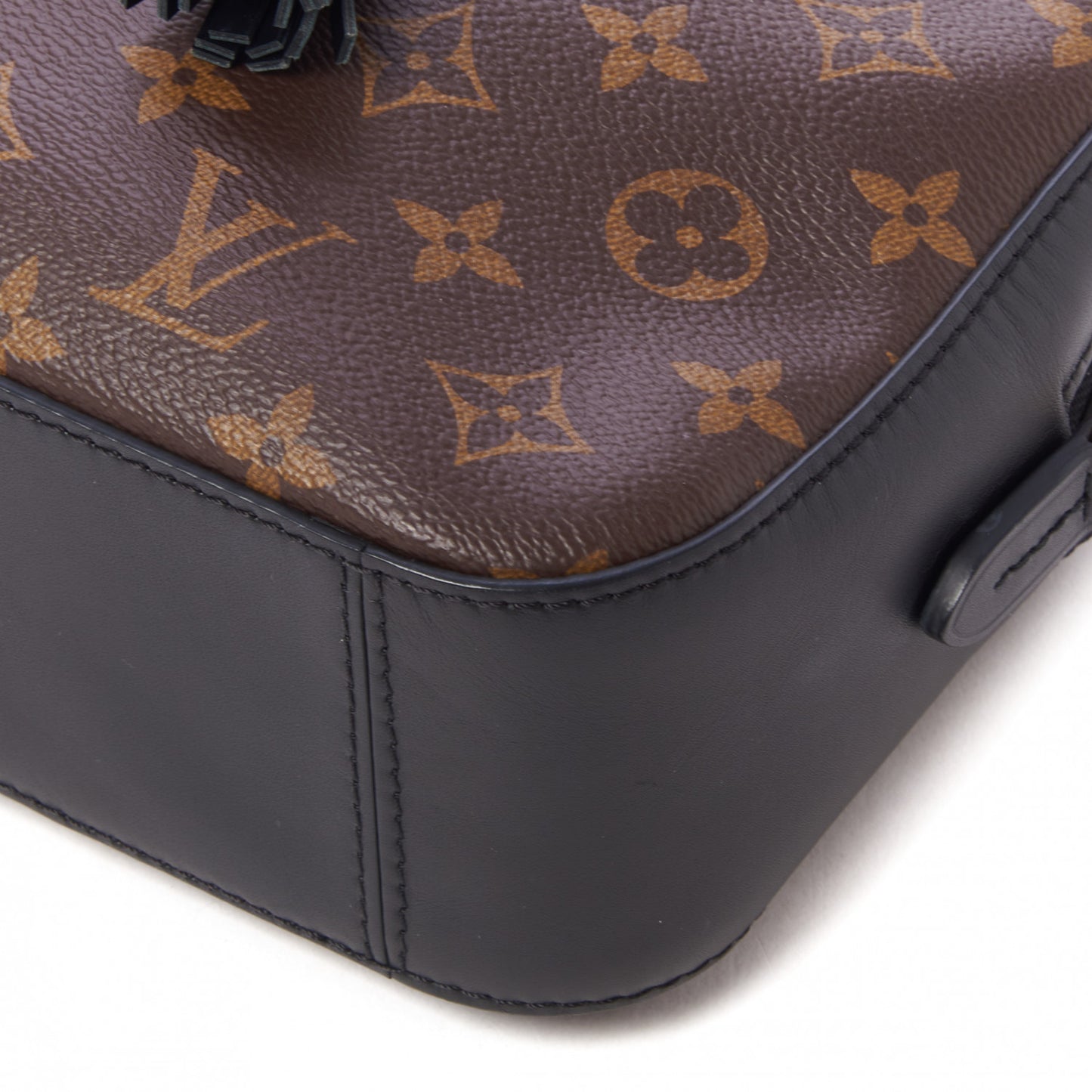 Monogram Saintonge Black