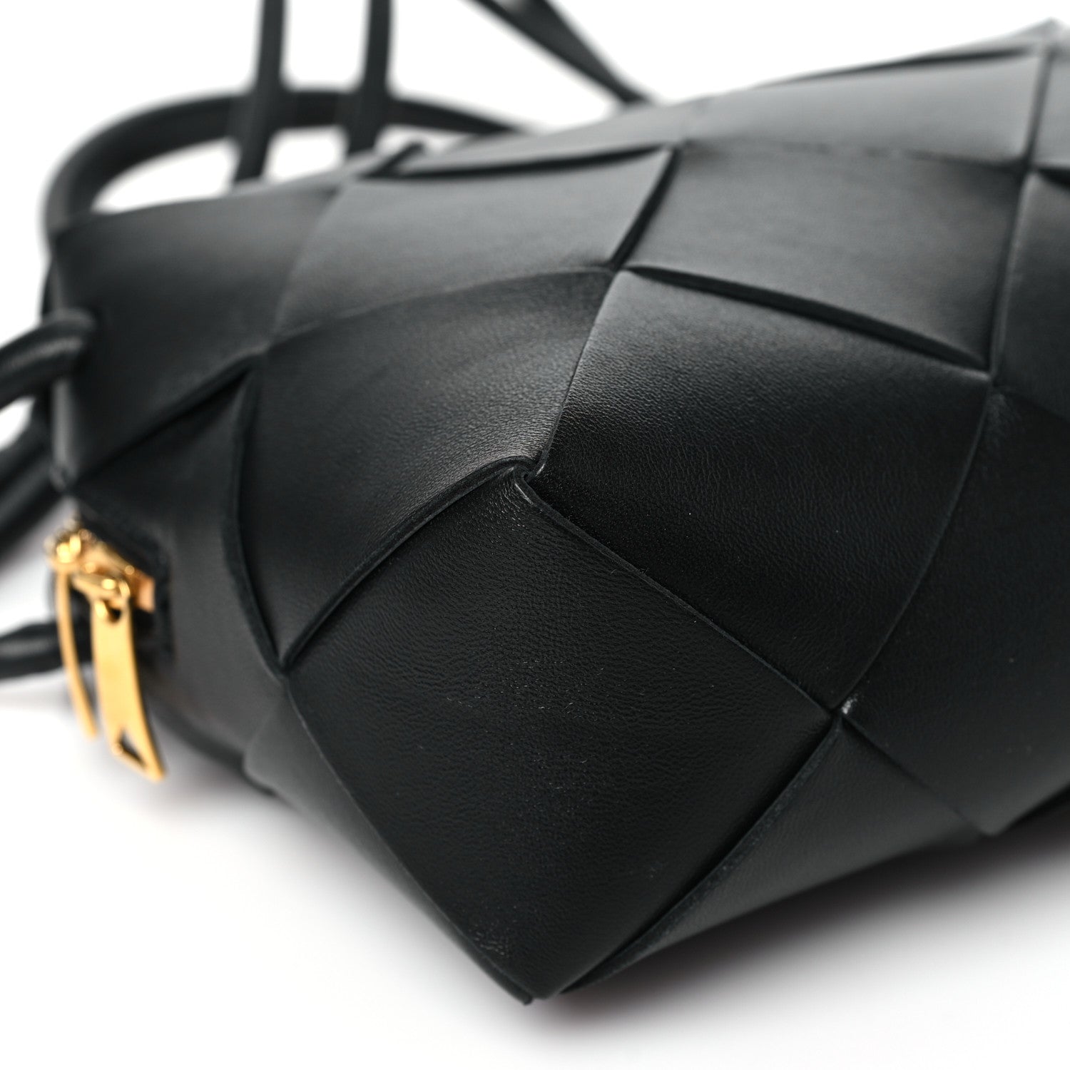 Bottega Veneta Lambskin Maxi Intrecciato Small Cassette Camera Bag Black 8 of 9